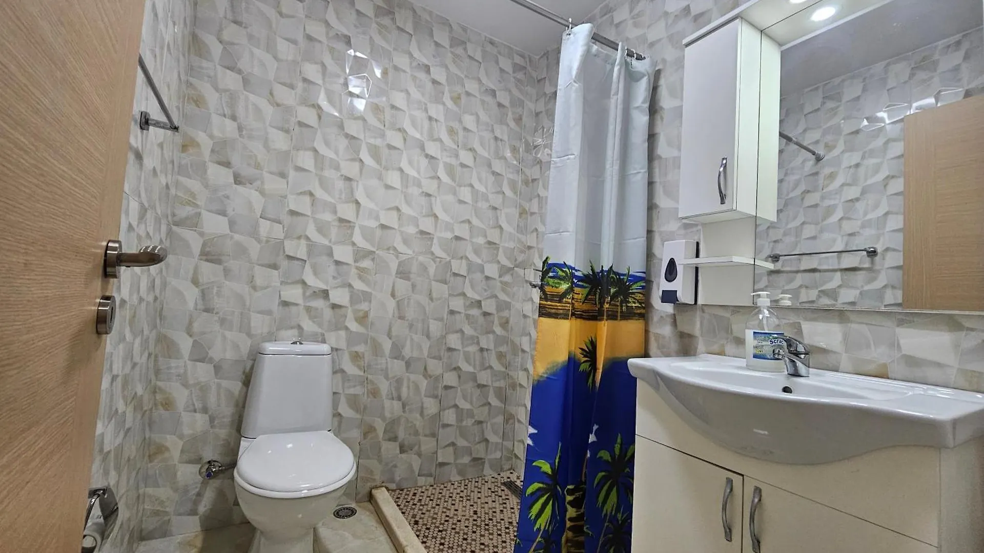 Bral Plepa - Two-Bedroom Apartment Beachfront Durrës 알바니아
