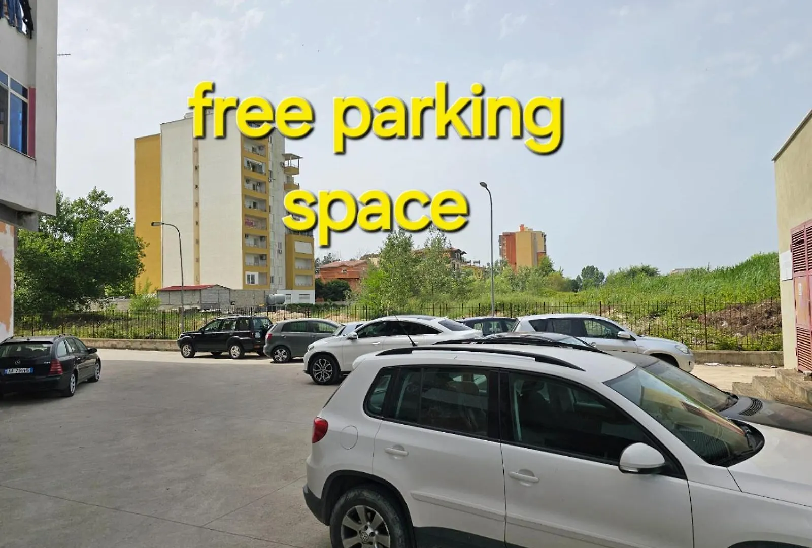 Bral Plepa - Two-Bedroom Apartment Beachfront Durrës