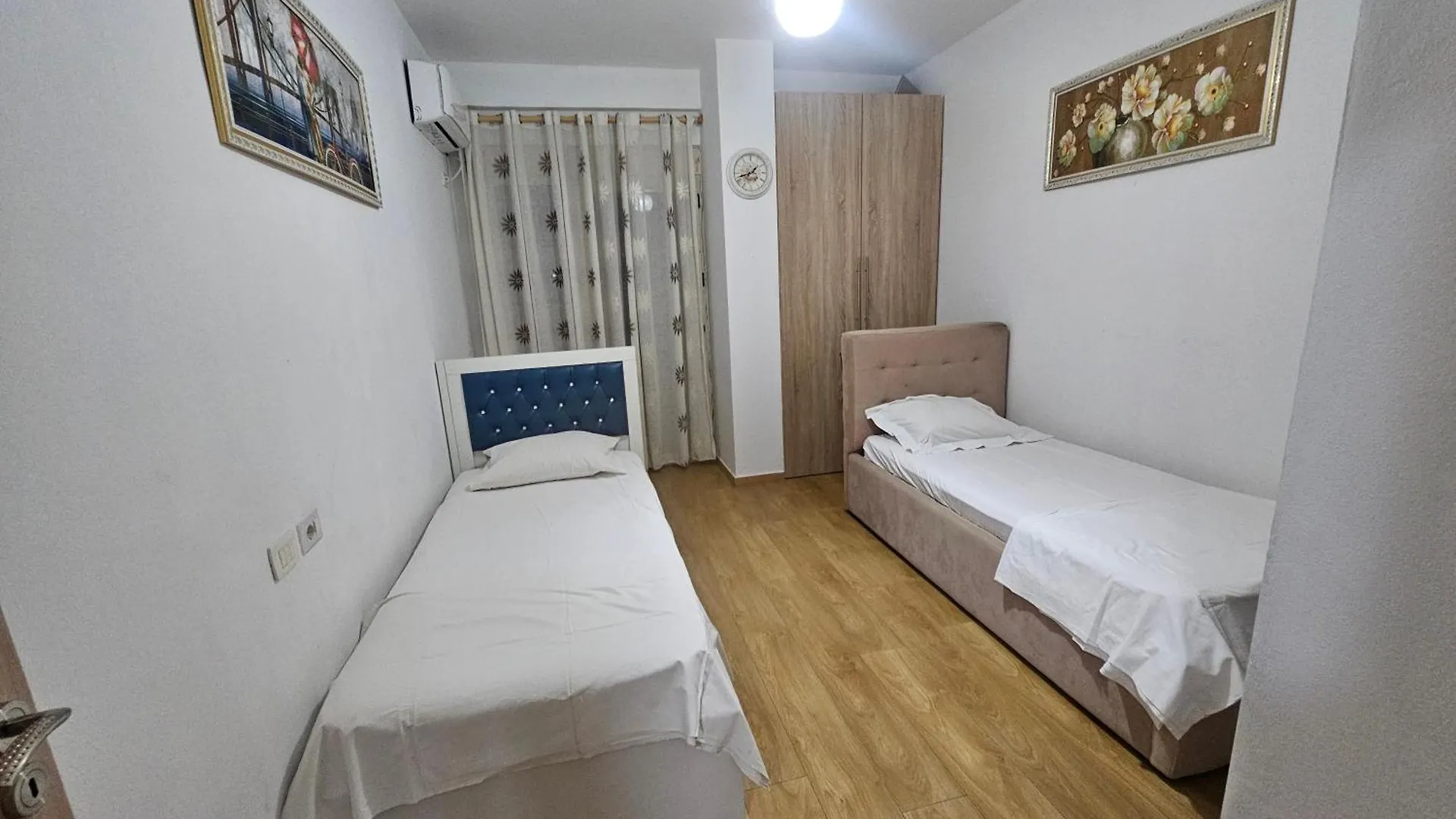Bral Plepa - Two-Bedroom Apartment Beachfront Durrës 알바니아